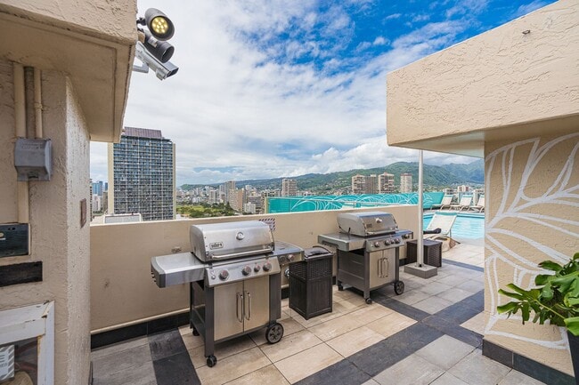 Building Photo - Waikiki Fully furnished studio/1 ba / 1 prk Washer/Dryer in unit