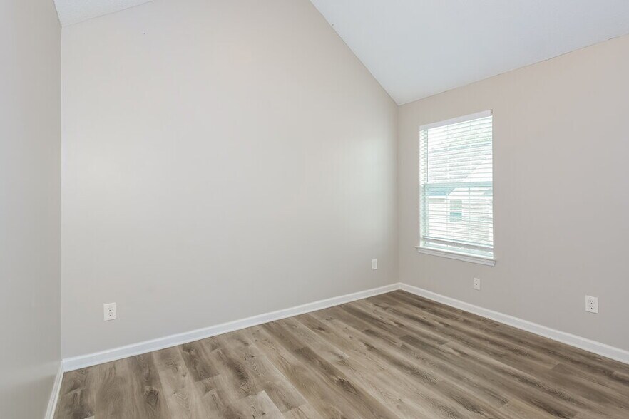 Building Photo - 310 Barshay Dr