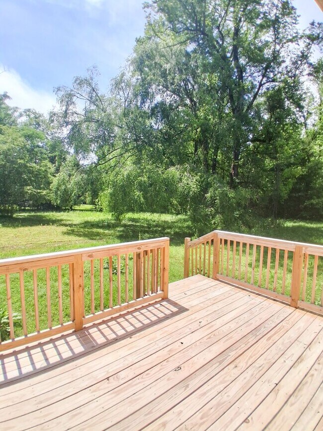 Building Photo - Completely Remodeled 4-Bedroom 2-Bath home...