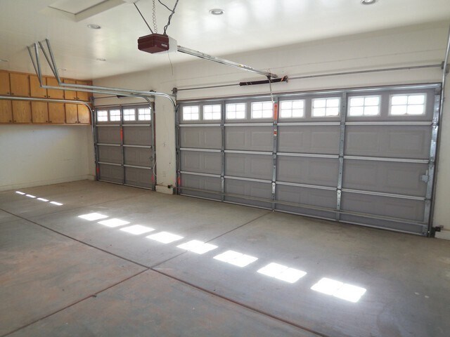 Building Photo - Single Story 4 BR 2.5 BA  Home On Cul-de-sac With 3 Car Attached Garage