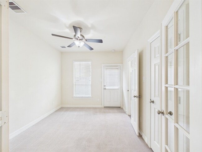 Building Photo - 10606 Shadow Elm Ct