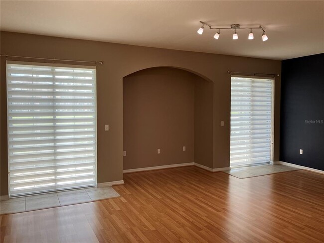 Building Photo - 7001 Interbay Blvd