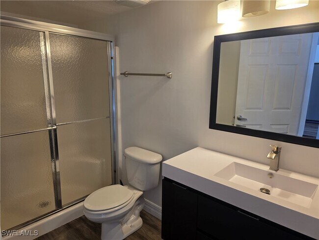 Building Photo - 4940 Cougar Ct S