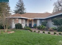 Building Photo - 2904 Canterbury Cir
