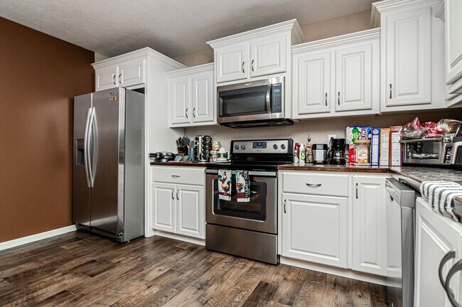 Building Photo - Please View 3D Virtual Walk-Through Before Scheduling a Showing