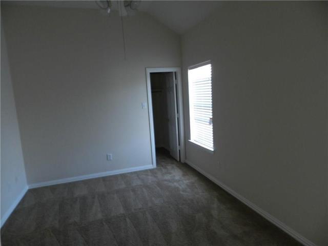 Building Photo - 121 Wildwood Ct