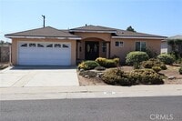 Building Photo - 332 E Gleason St