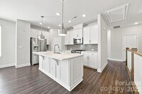 Building Photo - 1205 Kohler Ave