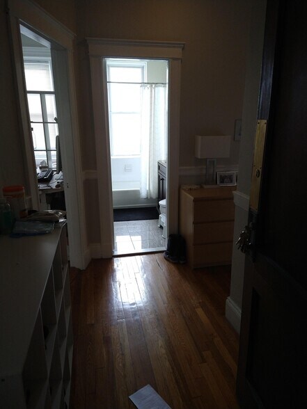 Building Photo - 1193 Commonwealth Ave