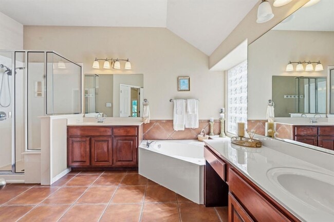 Building Photo - 16305 Almaden Dr