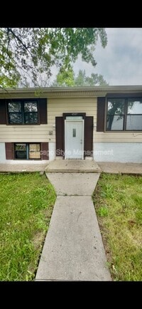 Building Photo - 4507 Balmoral Dr