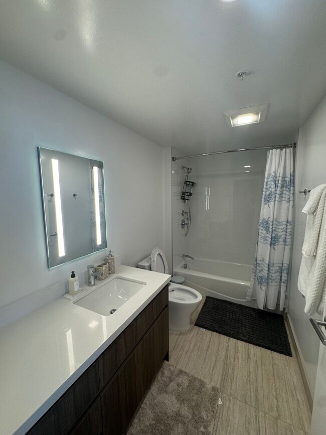 Building Photo - Short-term, Frunished Brand New Condo! 1 Bed/1 Bath/1 Parking at The Park on Ke‘eaumoku