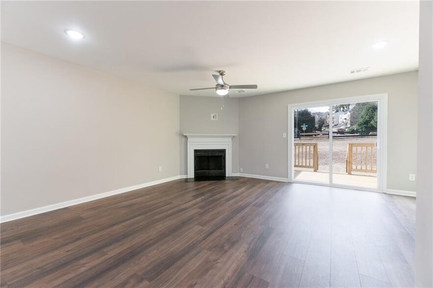 Building Photo - 547 Harbor Lake Ct