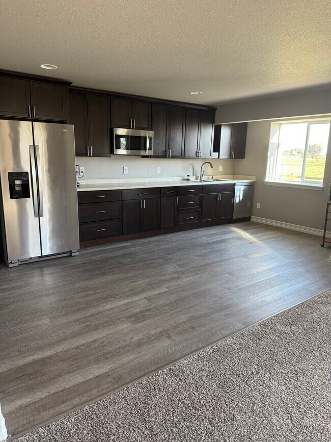 Building Photo - 5383 Homeward Dr