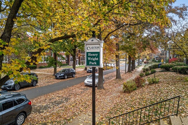 Building Photo - 6432 Alamo Ave