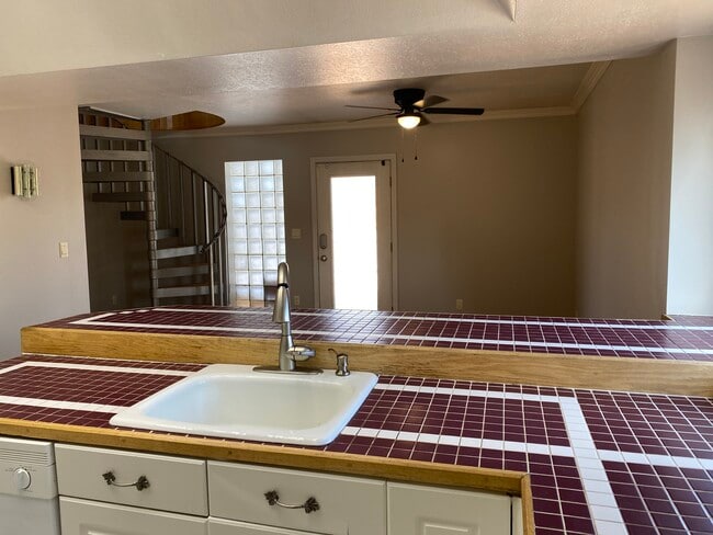 Building Photo - Monaca Duplex (1399)