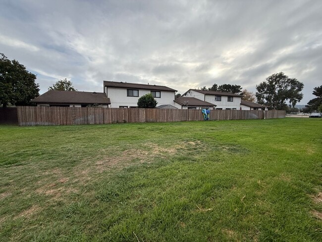 Building Photo - Old Orcutt Two Story Condo with One Car Ga...