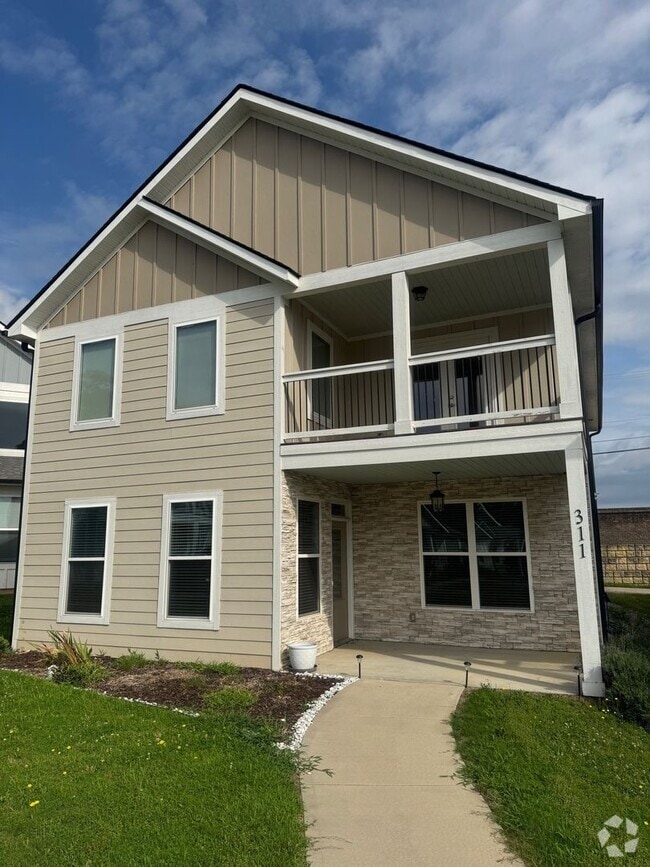 Building Photo - 311 Indigo Way