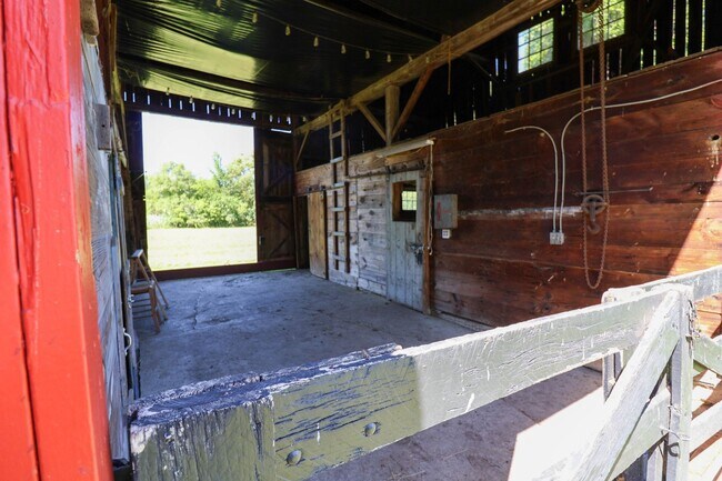 Building Photo - Lenox Township home on 7 acres