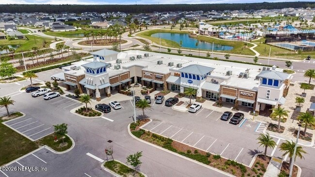 Building Photo - 260 Brandon Lks Dr