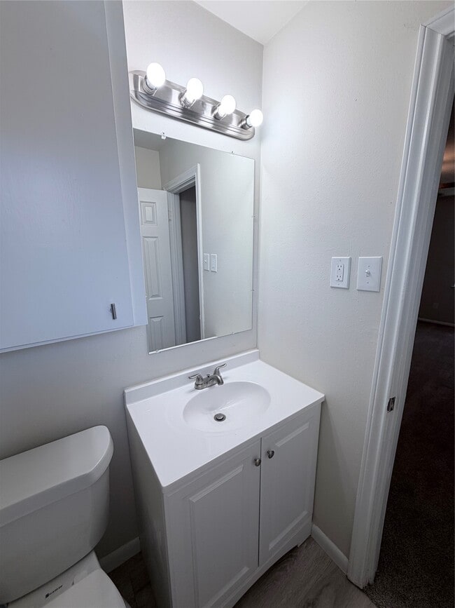 Building Photo - 3616 Willowick Dr