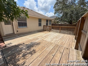 Building Photo - 10419 Goldcrest