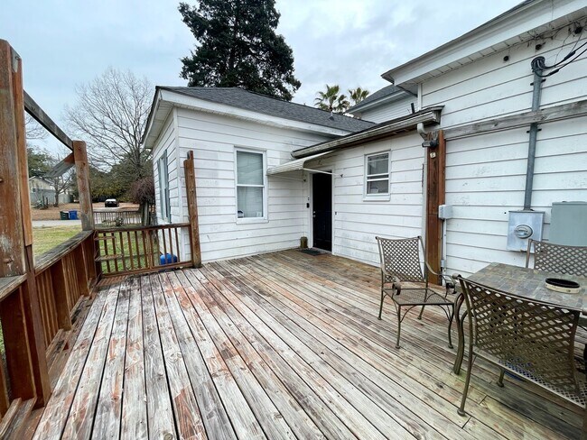 Building Photo - Olympia