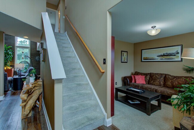 Building Photo - 326 Darlington Ct