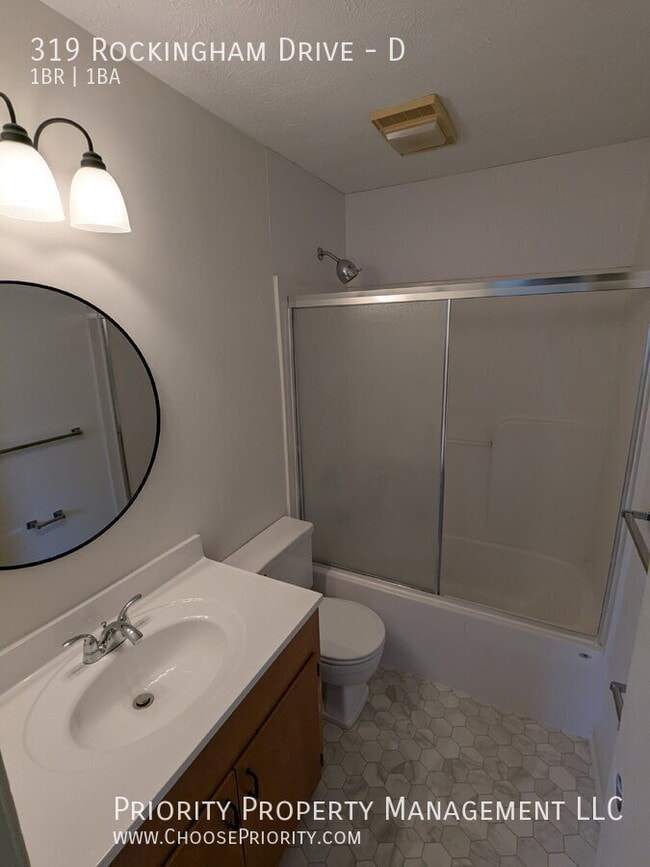 Building Photo - 319 Rockingham Dr