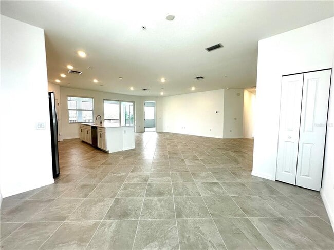 Building Photo - 14174 Poppy Fld Lp