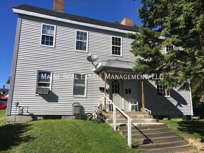 Building Photo - 236 York St