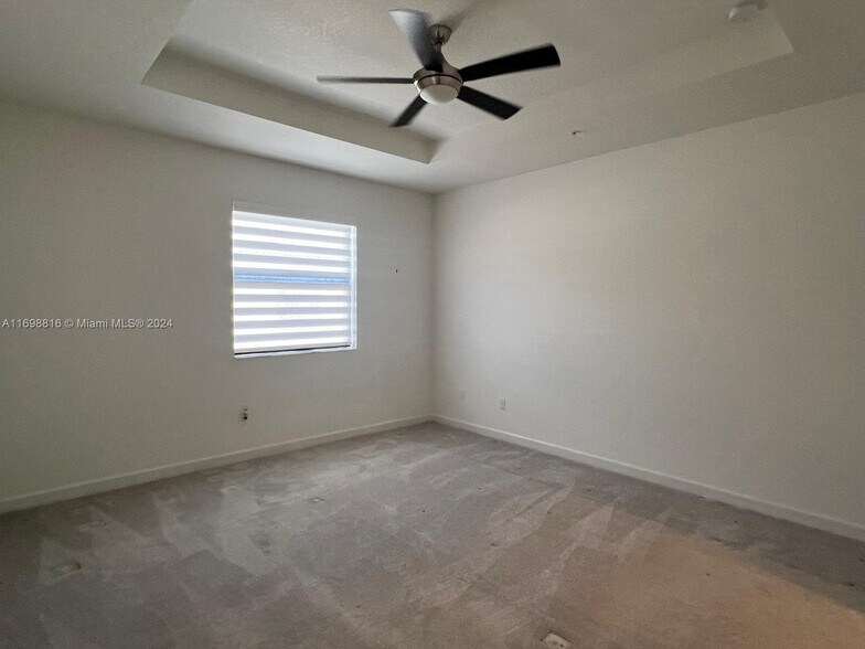Building Photo - 256 SW 159th Ter