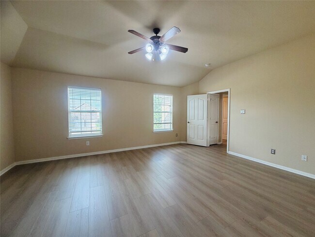 Building Photo - 246 Golden Grain Dr