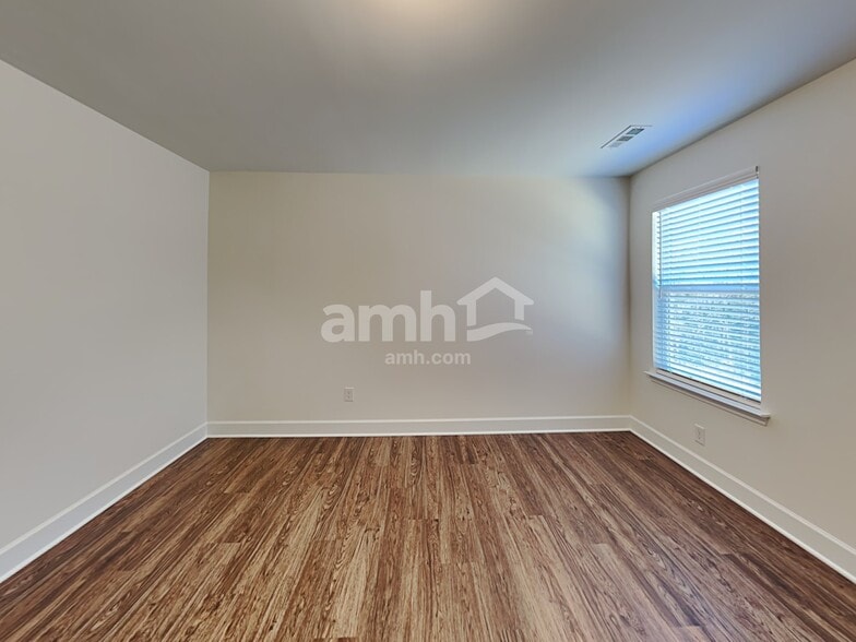 Building Photo - 4769 Chutney Dr