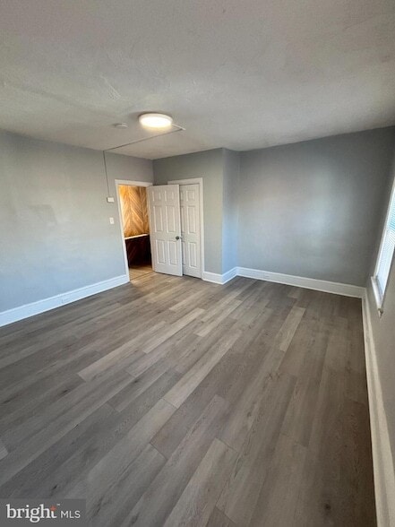 Building Photo - 318 E Marshall St