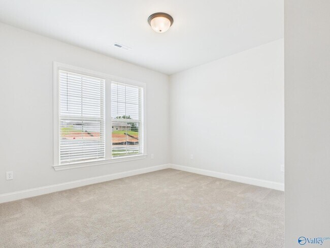 Building Photo - 15573 Bees St NW