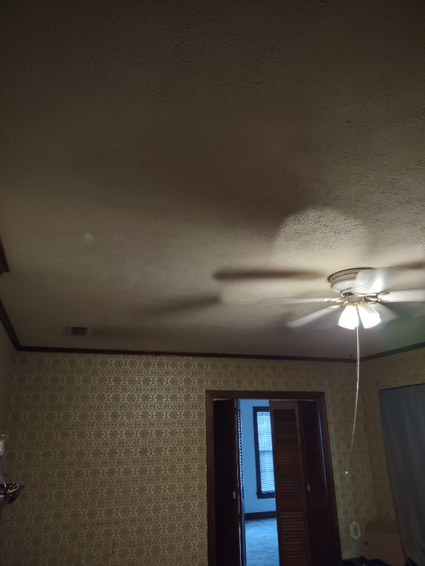 Building Photo - 30 N Trinity St