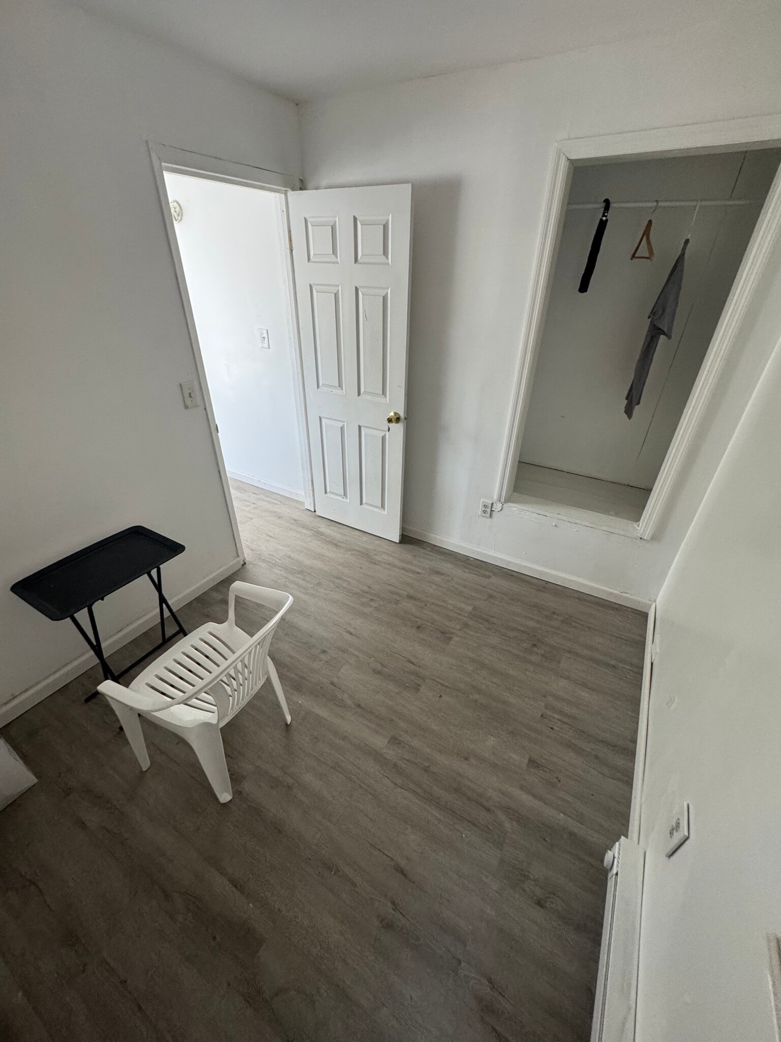 Building Photo - 42 Summit Ave