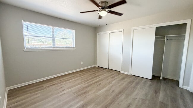 Building Photo - Kentwood Apartments