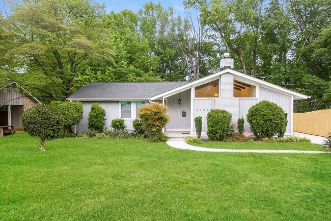 Building Photo - Beautiful 3 Bedroom single family home in ...