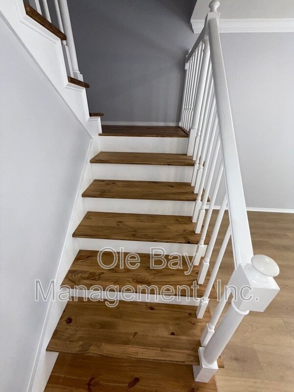 Building Photo - 112 Du Rhu Dr