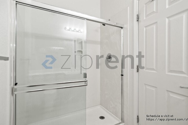 Building Photo - 812 Joree Ln
