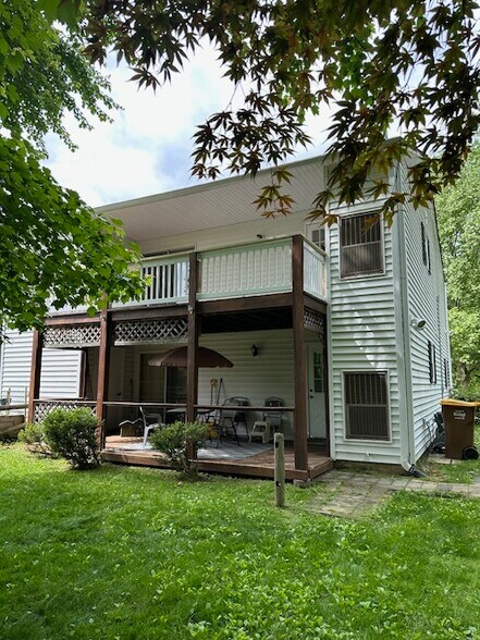 Building Photo - 3315 Johns Ct