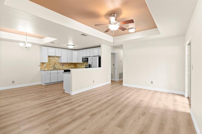 Building Photo - 135 Kaeleku Ln