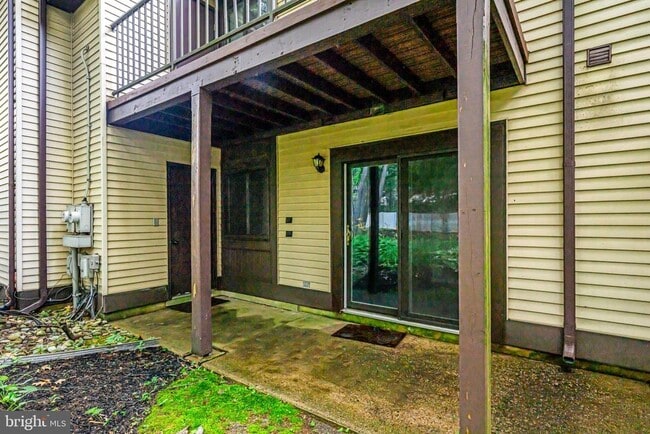 Building Photo - 202A Kelly Cove