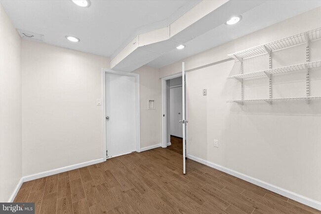 Building Photo - 5602 Kirkham Ct