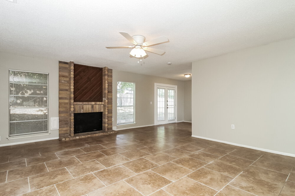 Building Photo - 6803 Highland Bluffs