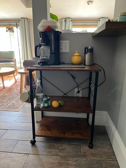 Building Photo - 131 Kimball Rd