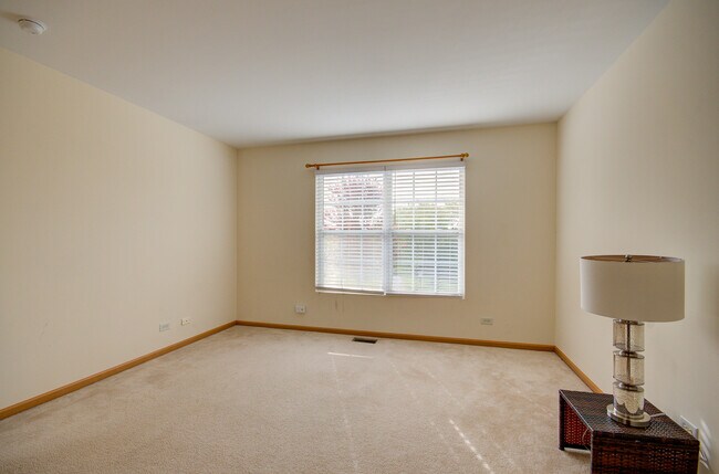 Building Photo - 355 Grape Vine Trail