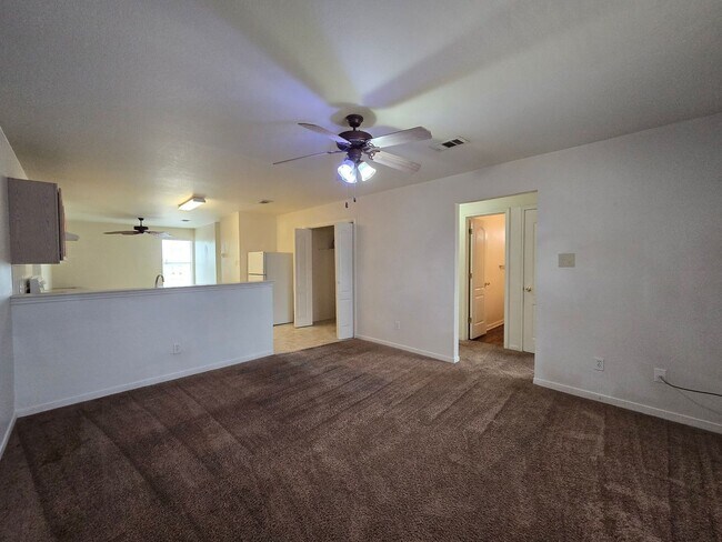 Building Photo - 2309 Terrace Dr